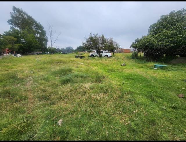 LAND FOR SALE IN BRENTHURST